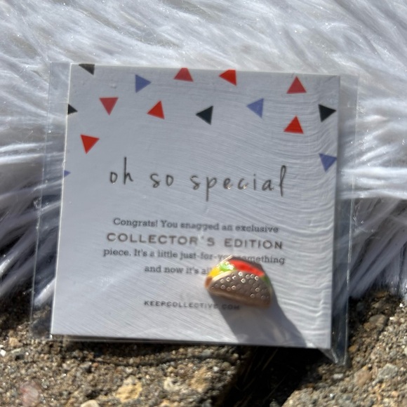 🩶5/$30 KEEP Collective Taco Enamel and Gold Slide On Bracelet Charm NEW - Picture 4 of 6